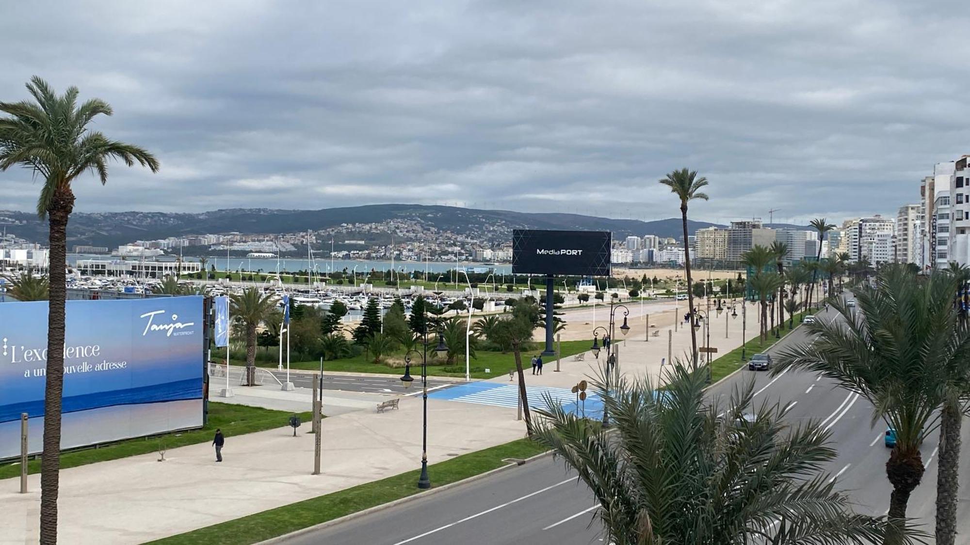 Hotel Biarritz Tangier Bagian luar foto