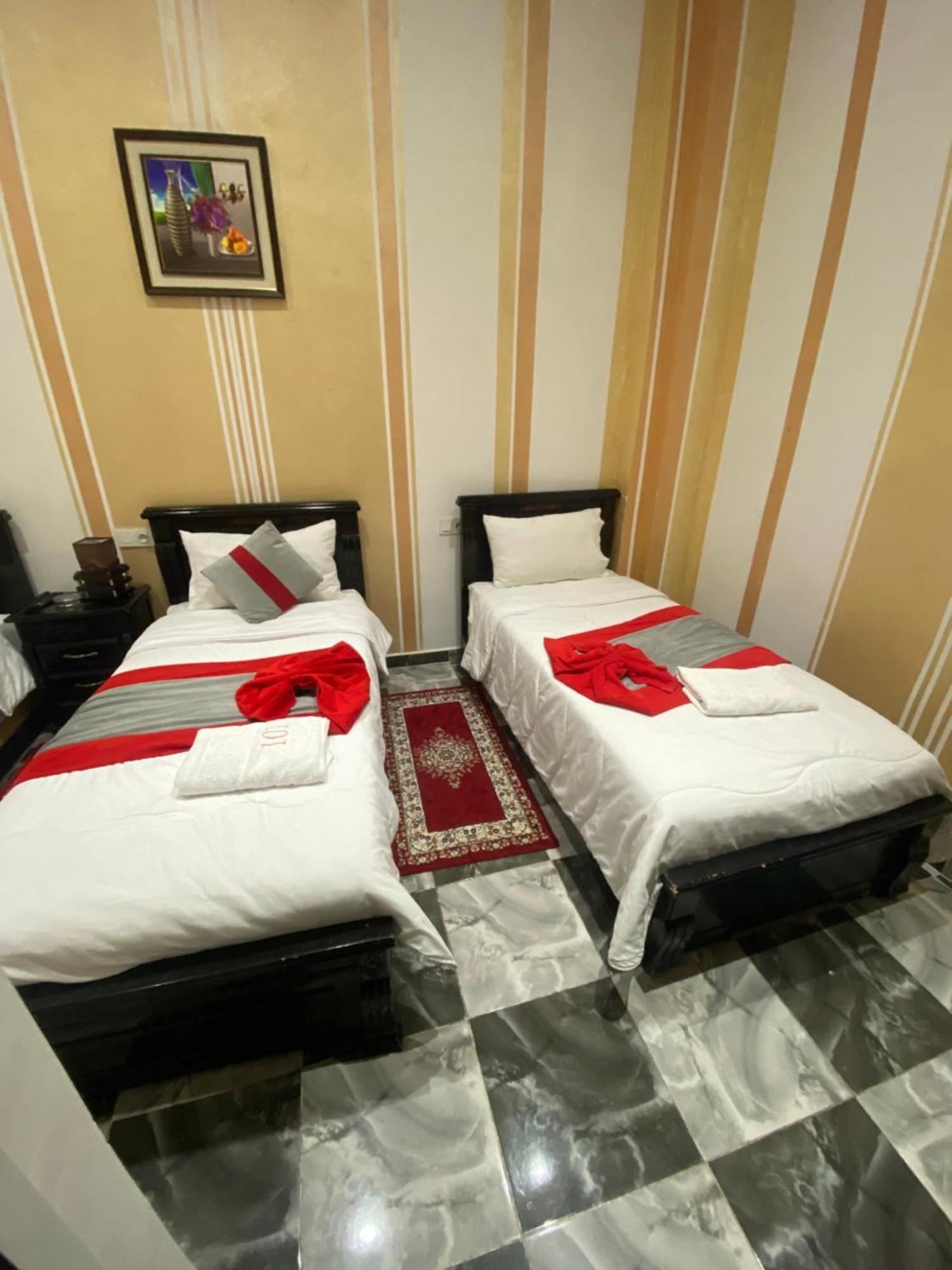 Hotel Biarritz Tangier Bagian luar foto