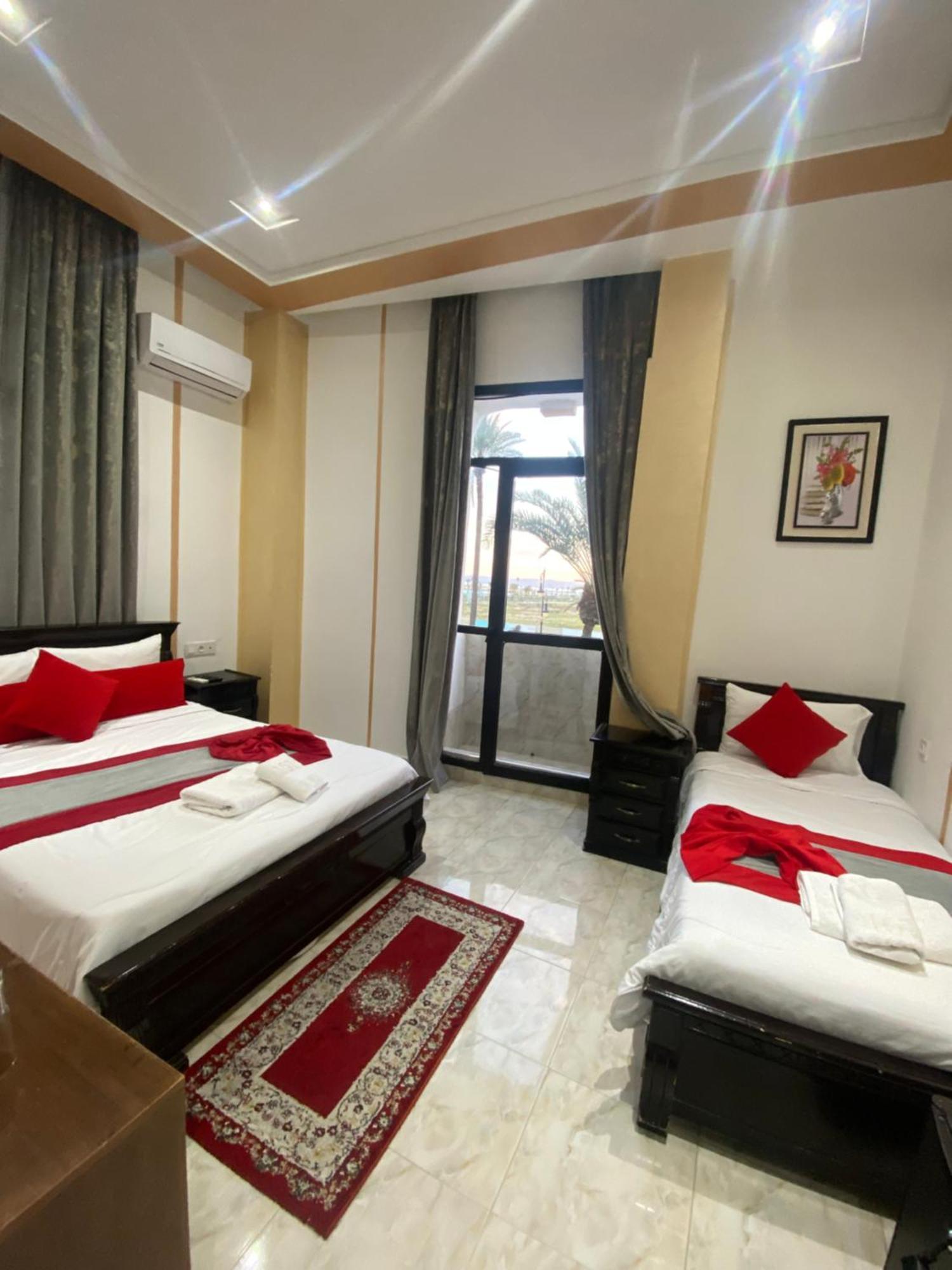Hotel Biarritz Tangier Bagian luar foto