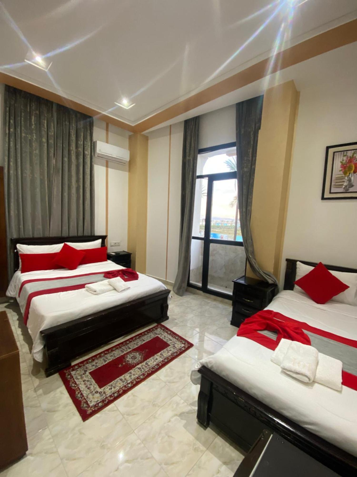 Hotel Biarritz Tangier Bagian luar foto