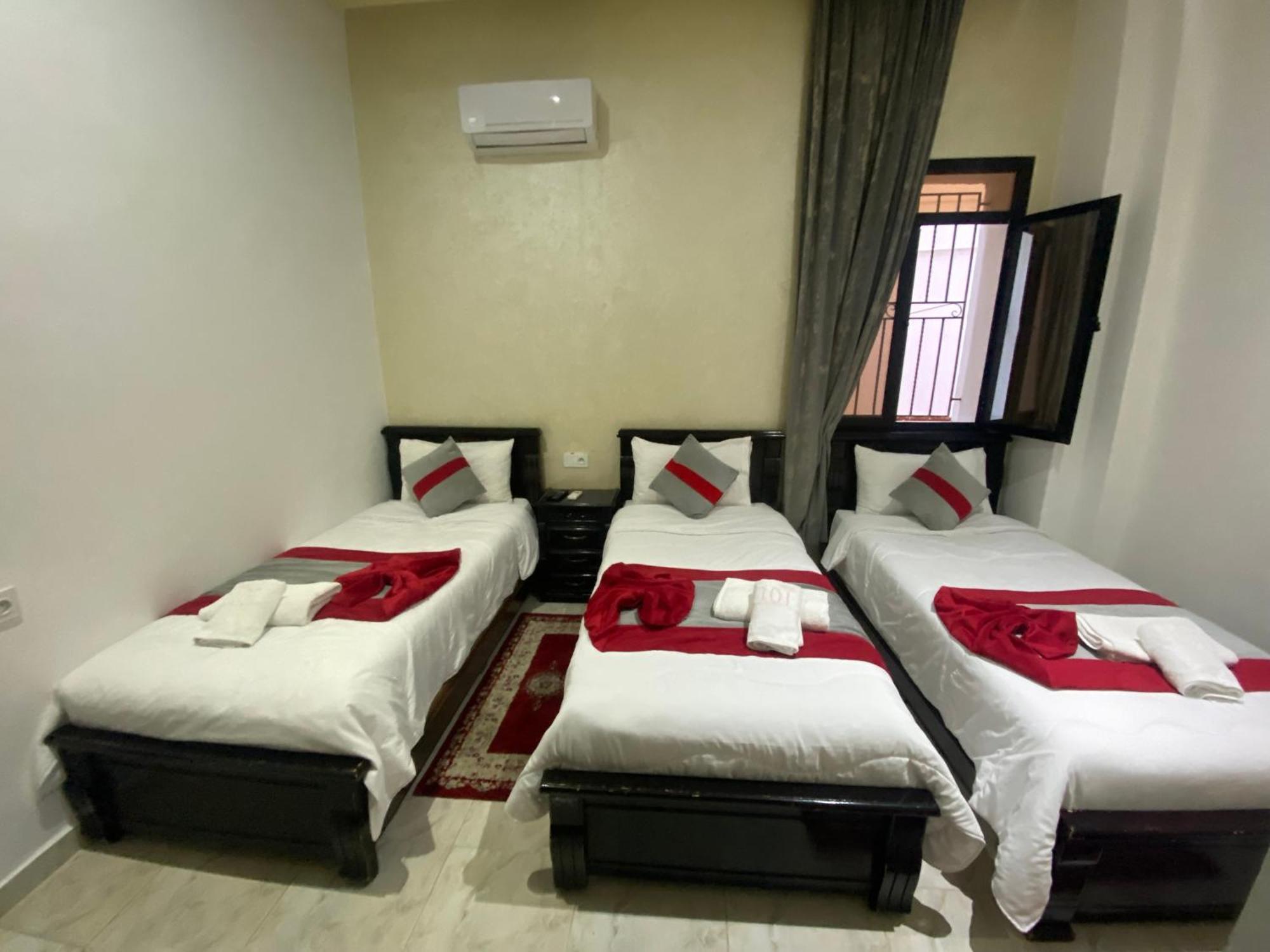 Hotel Biarritz Tangier Bagian luar foto