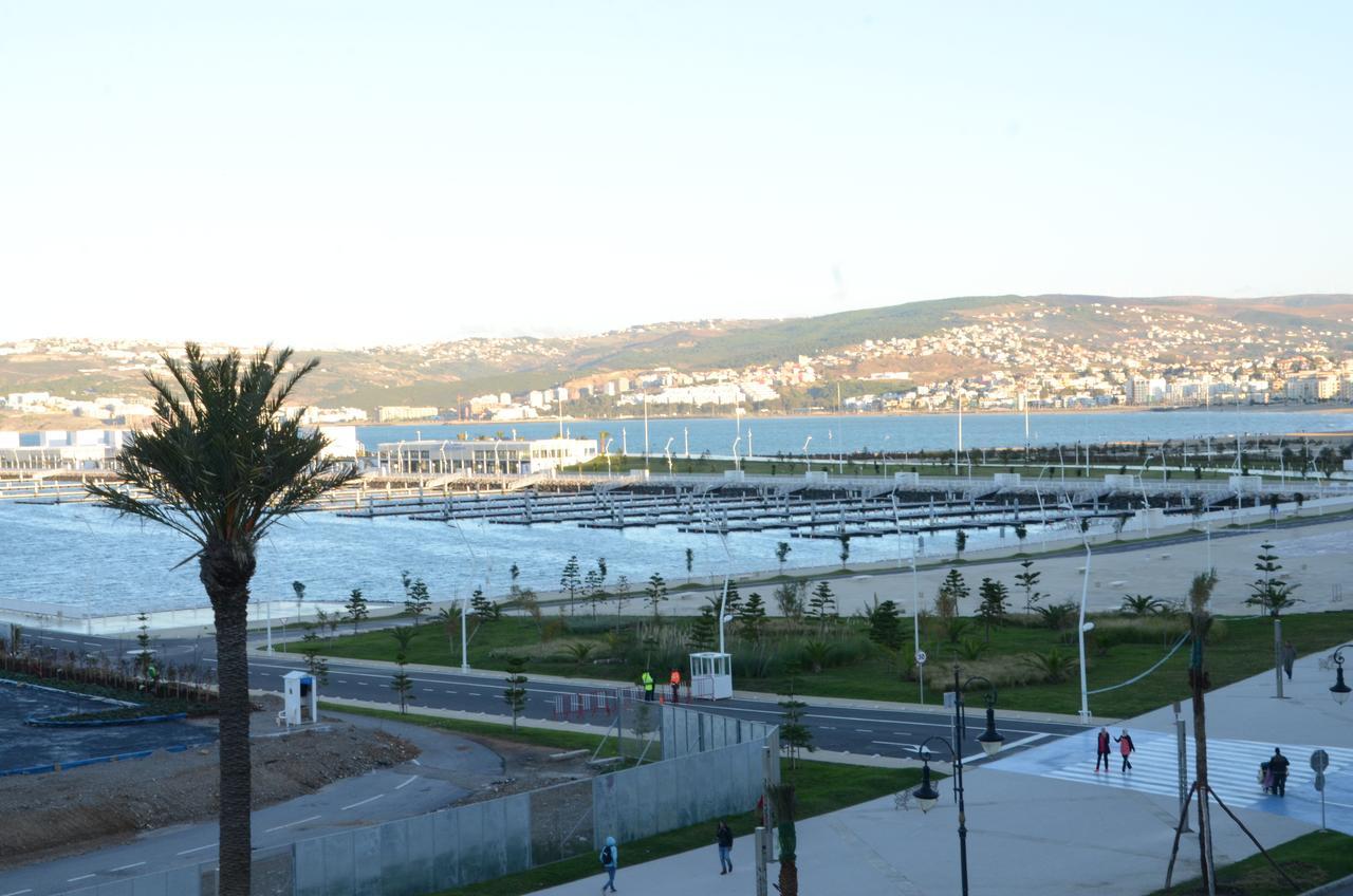 Hotel Biarritz Tangier Bagian luar foto